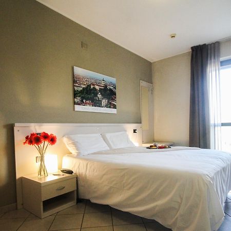 Green Class Hotel Candiolo Kültér fotó