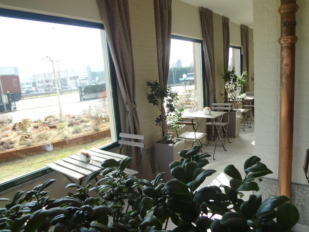 Green Class Hotel Candiolo Kültér fotó
