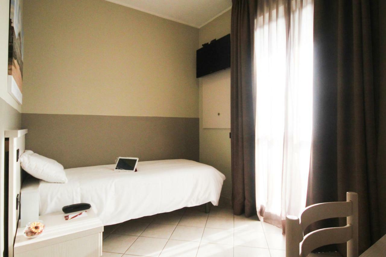 Green Class Hotel Candiolo Kültér fotó